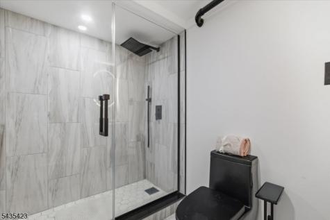 11 Nottingham Road West Orange NJ 07052