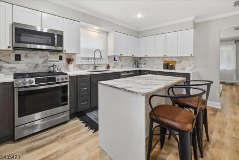 11 Nottingham Road West Orange NJ 07052
