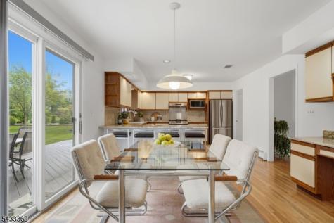 4 Tania Court Roxbury NJ 07876