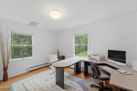 4 Tania Court Roxbury NJ 07876