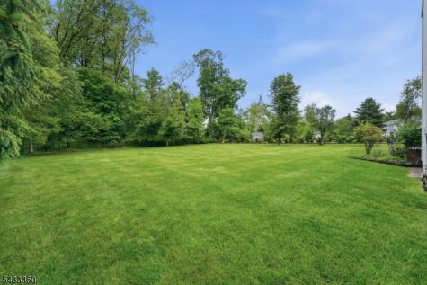 4 Tania Court Roxbury NJ 07876