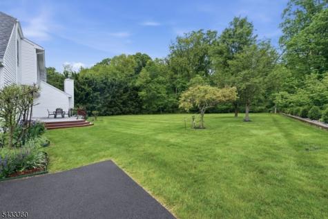 4 Tania Court Roxbury NJ 07876