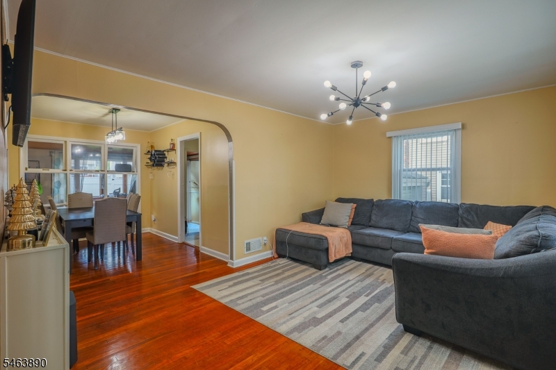 214 Villa Place Rahway NJ 07065