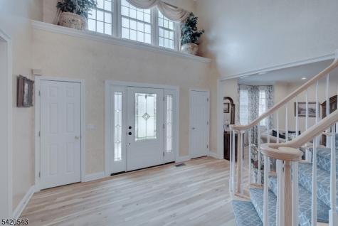 4 Reiher Court West Caldwell NJ 07006