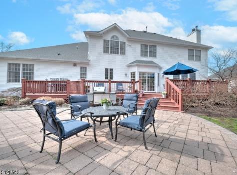 4 Reiher Court West Caldwell NJ 07006