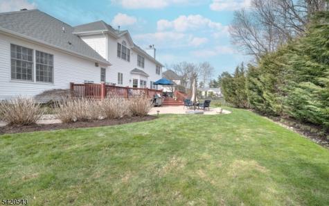 4 Reiher Court West Caldwell NJ 07006