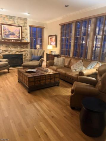 4 Reiher Court West Caldwell NJ 07006