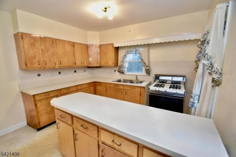 17 Hilltop Road West Milford NJ 07435