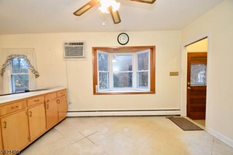 17 Hilltop Road West Milford NJ 07435