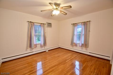 17 Hilltop Road West Milford NJ 07435