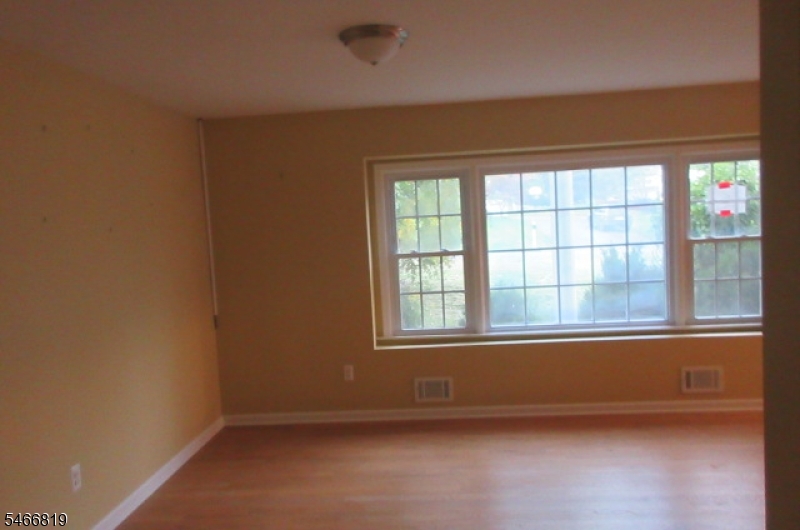 11 Ellam Drive Randolph NJ 07869