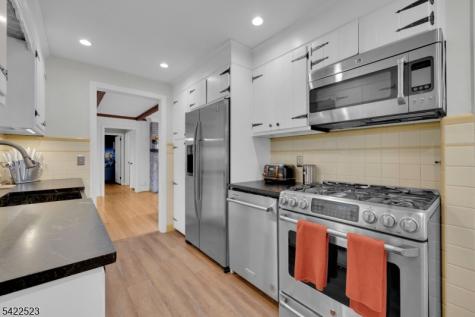 369 Union Avenue Middlesex NJ 08846