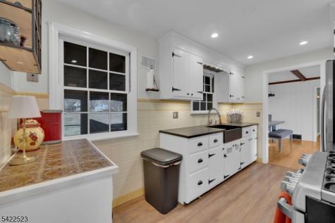 369 Union Avenue Middlesex NJ 08846