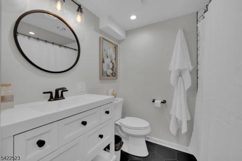 369 Union Avenue Middlesex NJ 08846