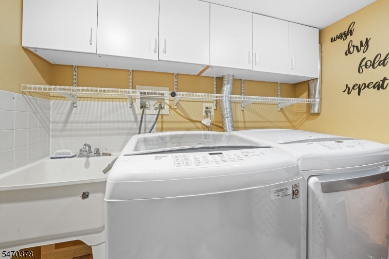 757 Rodgers Court Rahway NJ 07065
