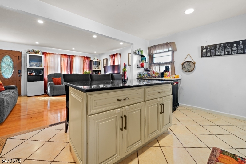 757 Rodgers Court Rahway NJ 07065