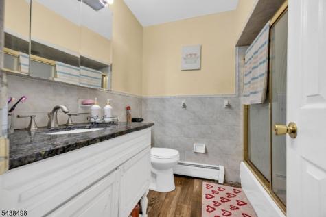 26 Nancy Lane Piscataway NJ 08854