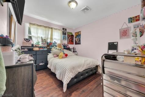 26 Nancy Lane Piscataway NJ 08854