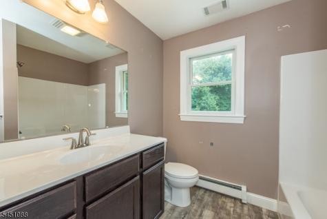 157 Halsey Road Hampton NJ 07860