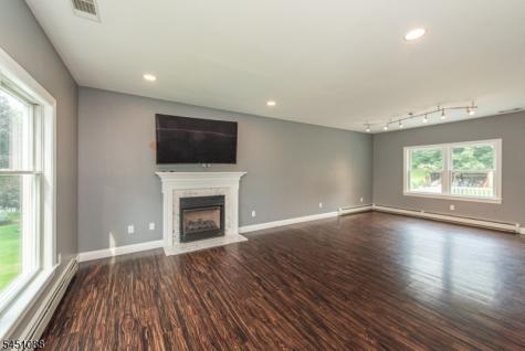 157 Halsey Road Hampton NJ 07860