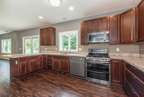 157 Halsey Road Hampton NJ 07860