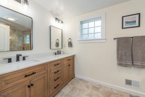 3 Lake Trail W Harding NJ 07960