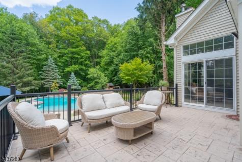 17 Cromwell Drive Chester NJ 07930