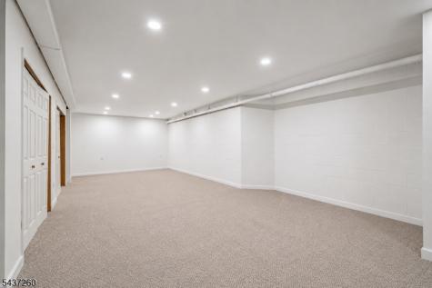 17 Cromwell Drive Chester NJ 07930