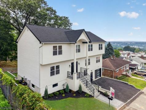 125 Cedarhurst Avenue Woodland Park NJ 07424