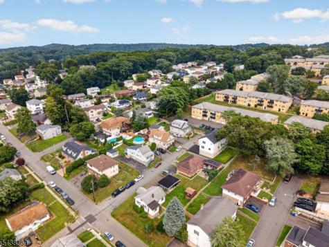 125 Cedarhurst Avenue Woodland Park NJ 07424