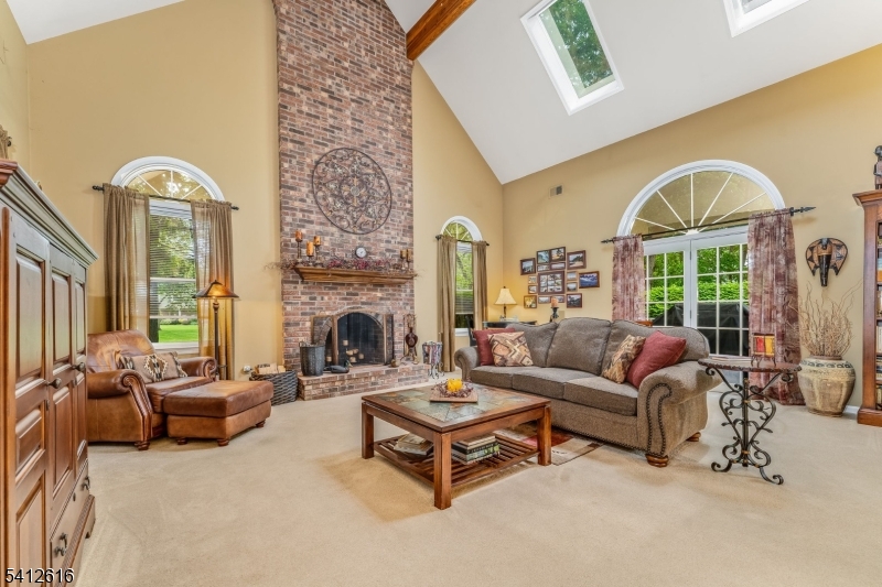 1 Maxwell Court Raritan NJ 08822