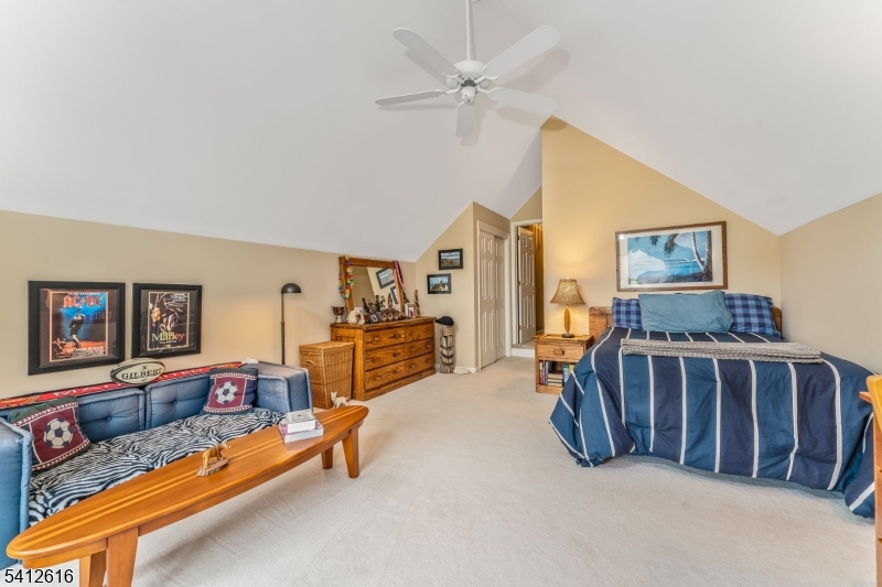 1 Maxwell Court Raritan NJ 08822