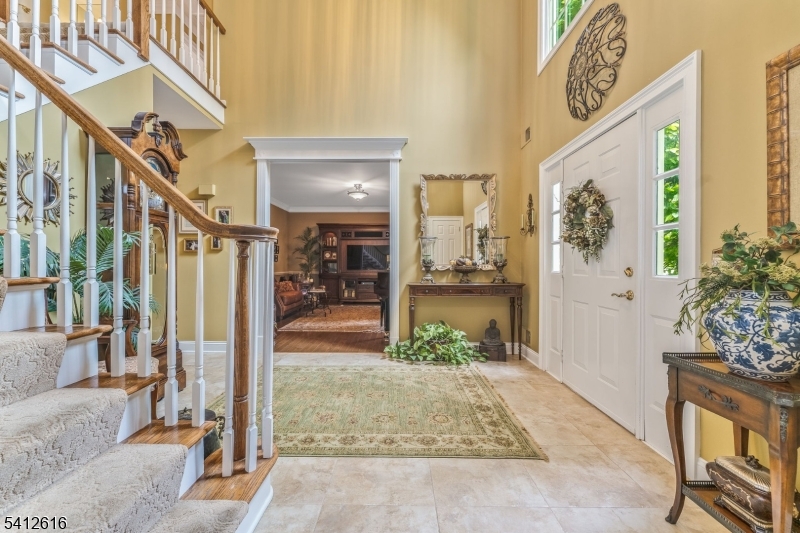 1 Maxwell Court Raritan NJ 08822