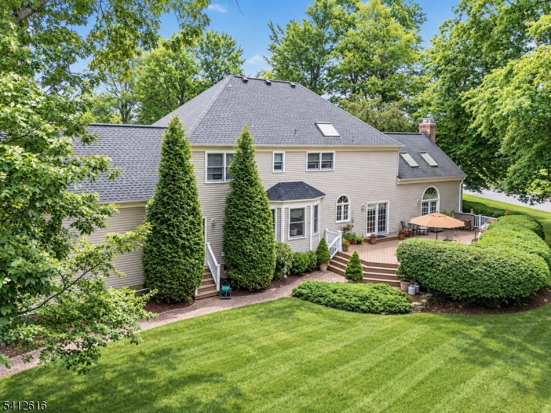 1 Maxwell Court Raritan NJ 08822
