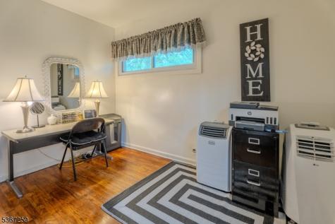 13 Independence Drive Roselle NJ 07203