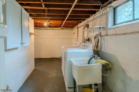 13 Independence Drive Roselle NJ 07203