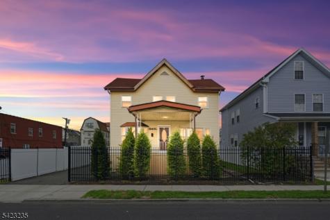 35 Bedford Street East Orange NJ 07018