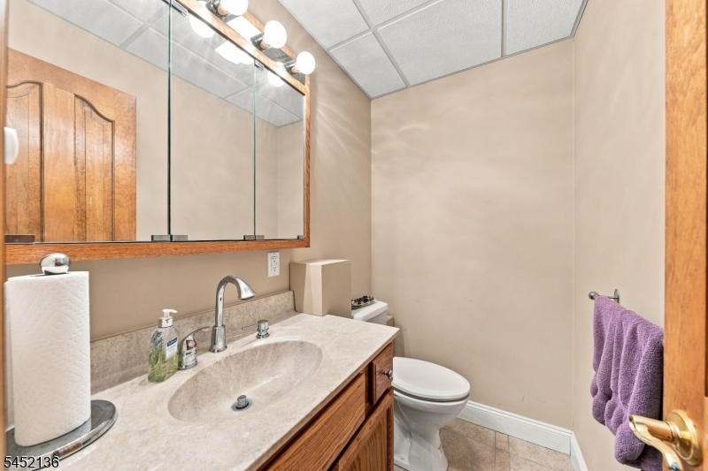25 Decker Pond Trail Vernon NJ 07461