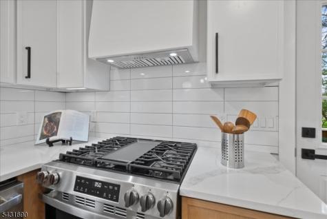 93 River View Way Montague NJ 07827