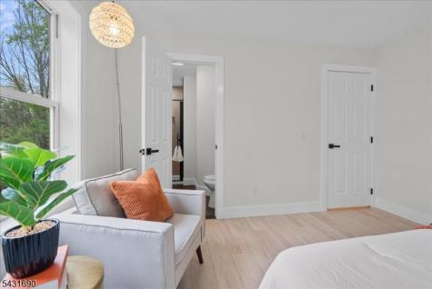 93 River View Way Montague NJ 07827