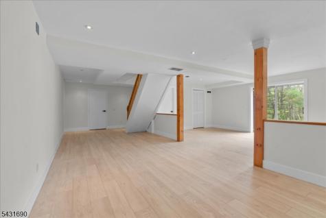 93 River View Way Montague NJ 07827