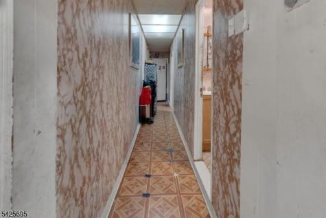 452 N 11th Street Newark NJ 07107