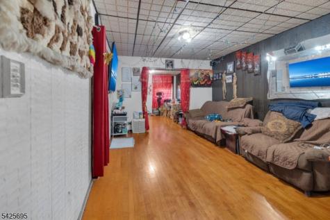 452 N 11th Street Newark NJ 07107