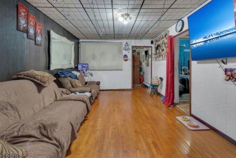 452 N 11th Street Newark NJ 07107
