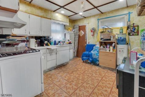 452 N 11th Street Newark NJ 07107