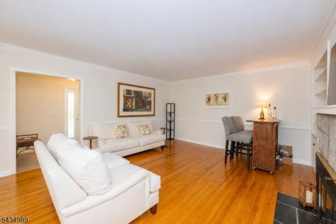 43 Brush Hill Road Kinnelon NJ 07405
