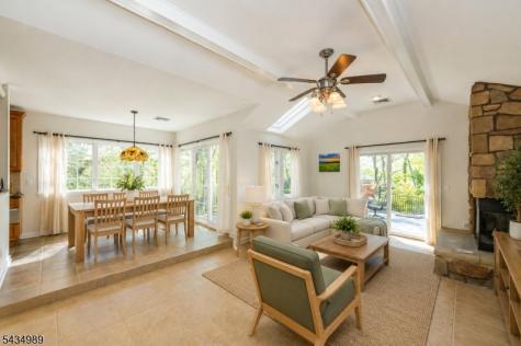 43 Brush Hill Road Kinnelon NJ 07405