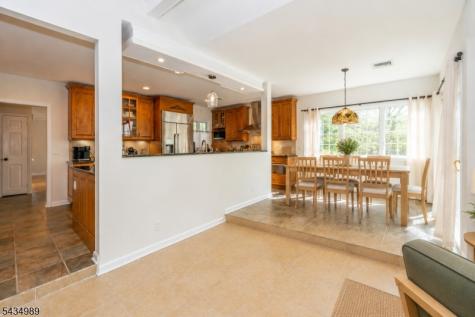 43 Brush Hill Road Kinnelon NJ 07405