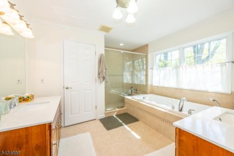 43 Brush Hill Road Kinnelon NJ 07405