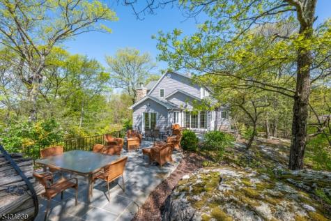 43 Brush Hill Road Kinnelon NJ 07405